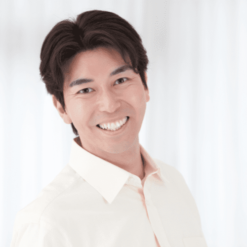 笑顔の男性